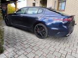 Kia Stinger 3.3 T-GDI AWD GT GT - Kia Stinger mit Schiebedach