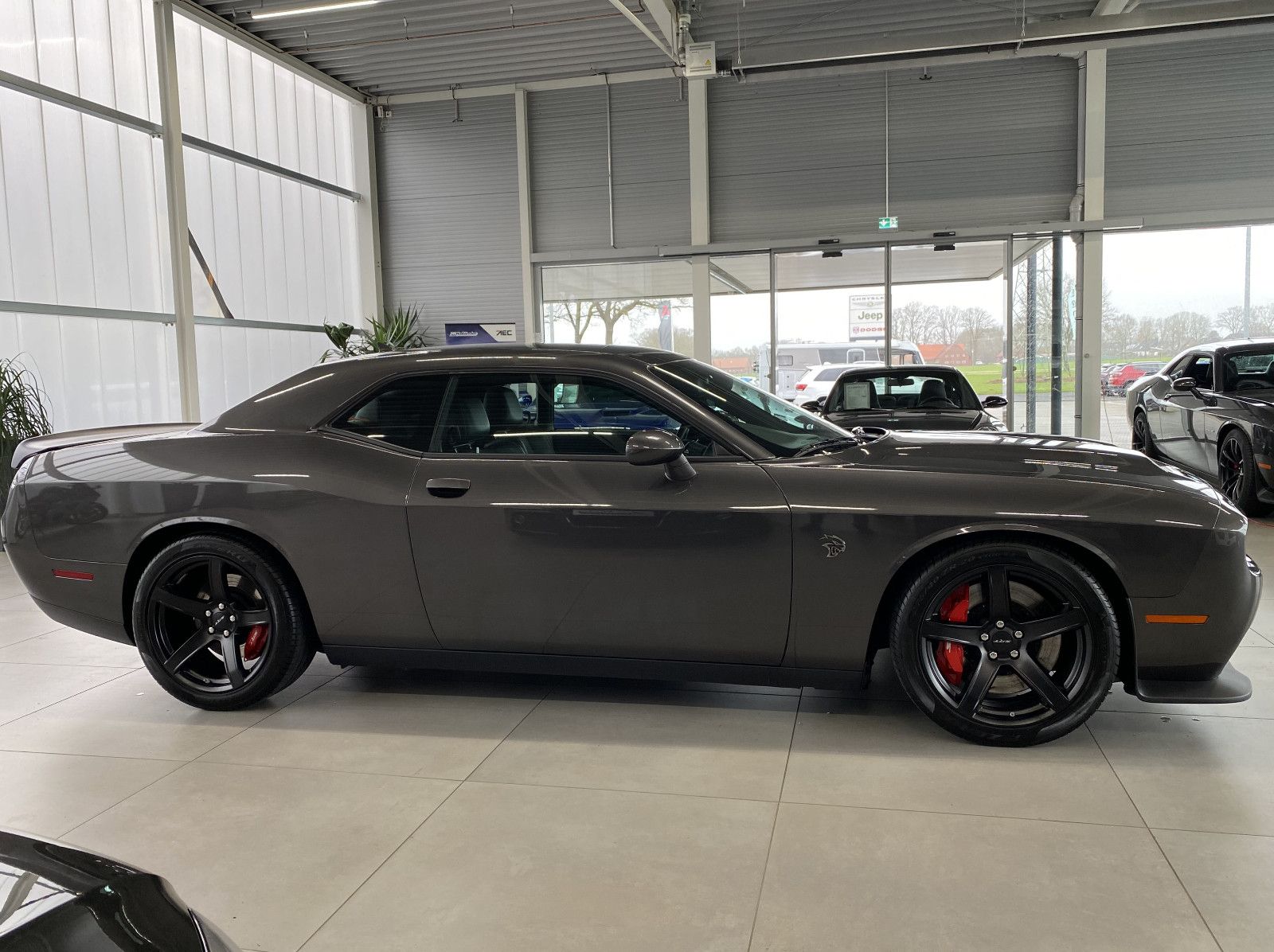 Fahrzeugabbildung Dodge Challenger SRT 6.2 Hellcat Redeye Deutsche EZ.