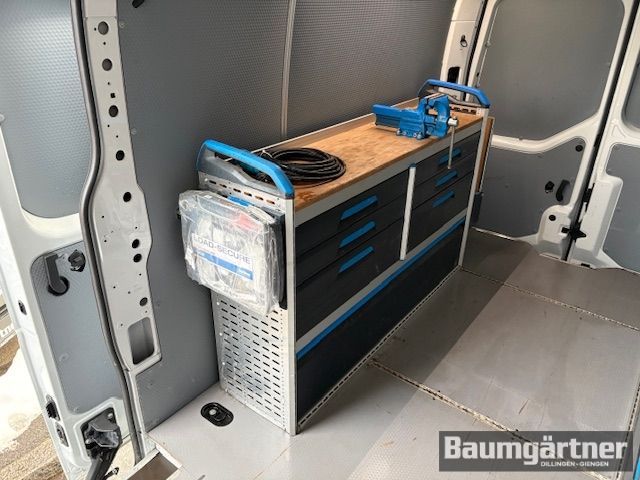 Fahrzeugabbildung Renault Master Kasten dCi 130 L3H2 3,5t 4x4 Sortimo/AHK