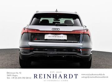 Audi Q8 e-tron - 10