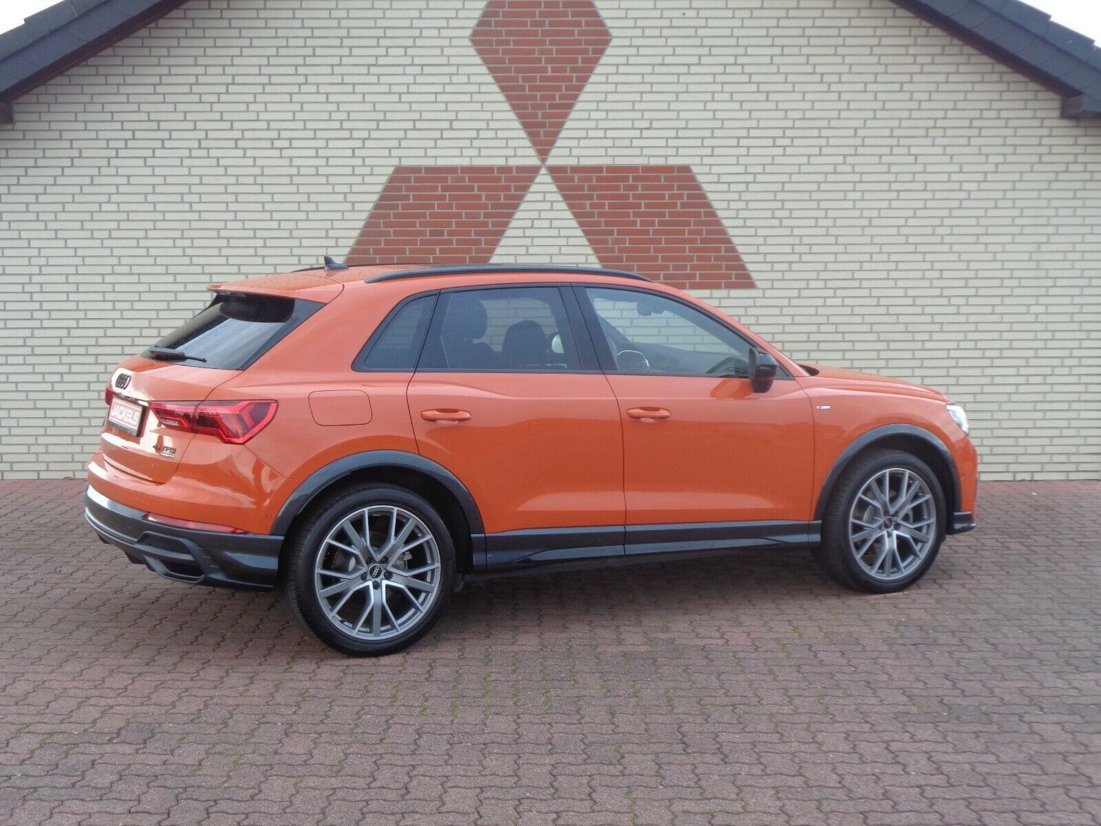 Audi Q3 40 TFSI quattro S-line edition 68TE foto 3