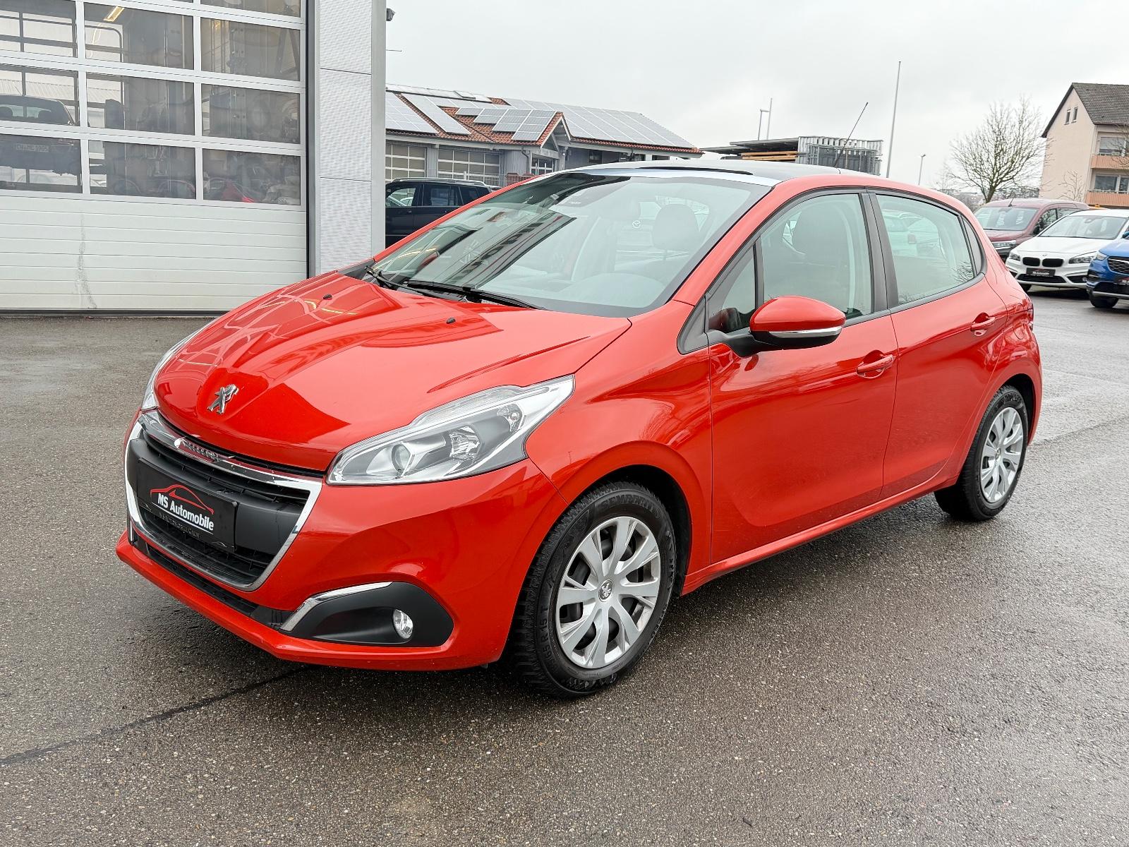Peugeot 208 1.2 Active PureTech 82 Pano_Klimaauto_Sitzhz