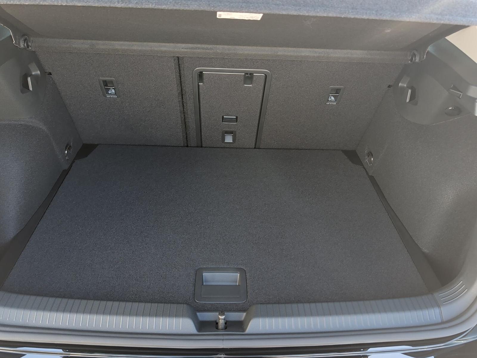 Volkswagen Golf VIII eTSI DSG Life ACC+Kamera+ParkAss+Keyle, миниатюра 27