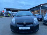 Toyota Yaris Sol*TÜV+AU 09.2026*INSPEKTION NEU*2.HAND - Toyota Yaris Sol mit Diesel-Antrieb