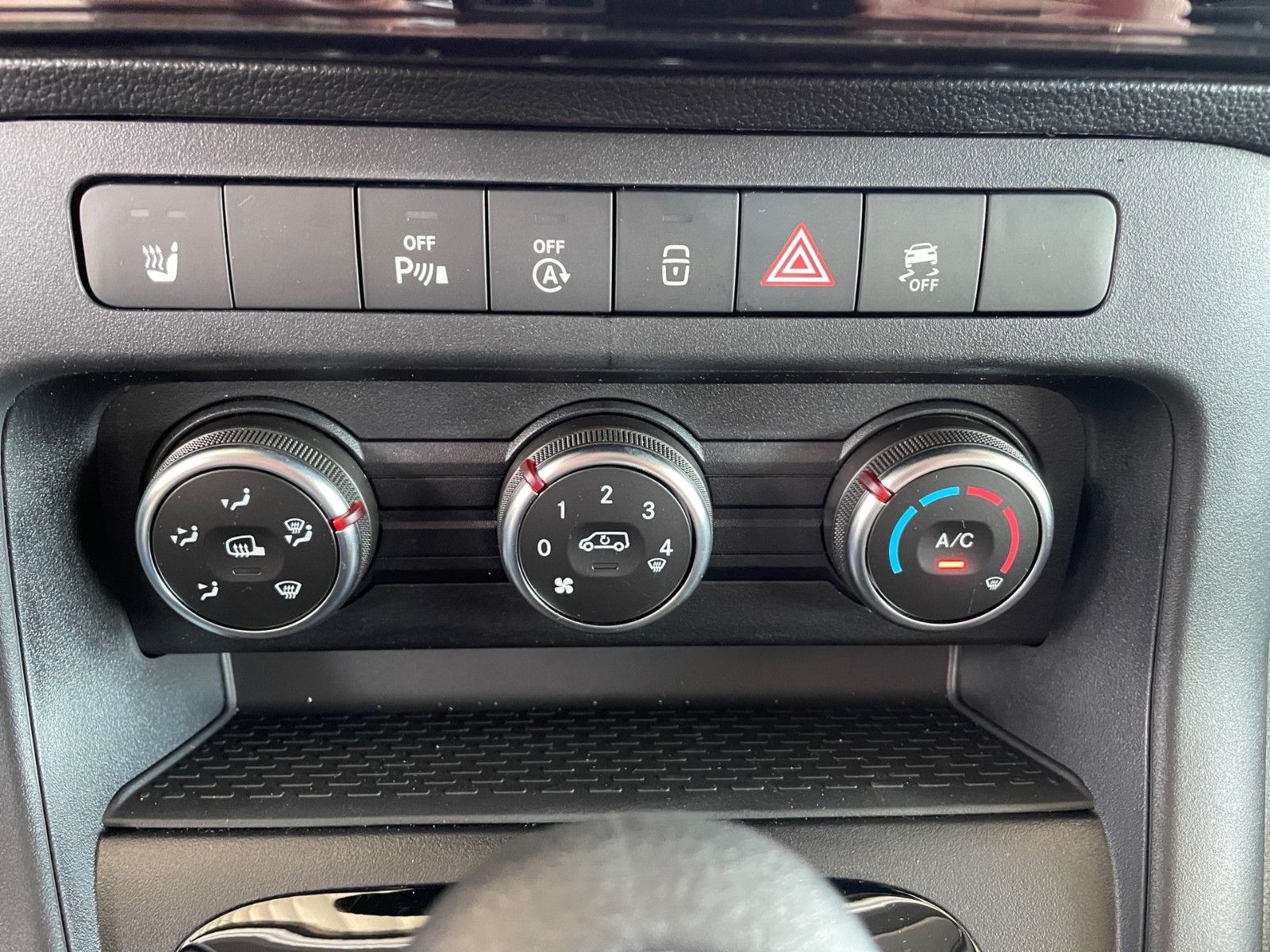 Fahrzeugabbildung Mercedes-Benz Citan 112 CDI Kasten PRO LED,Navi,SHZ,Tempo