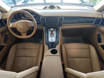 2009 Porsche PANAMERA — миниатюра 12