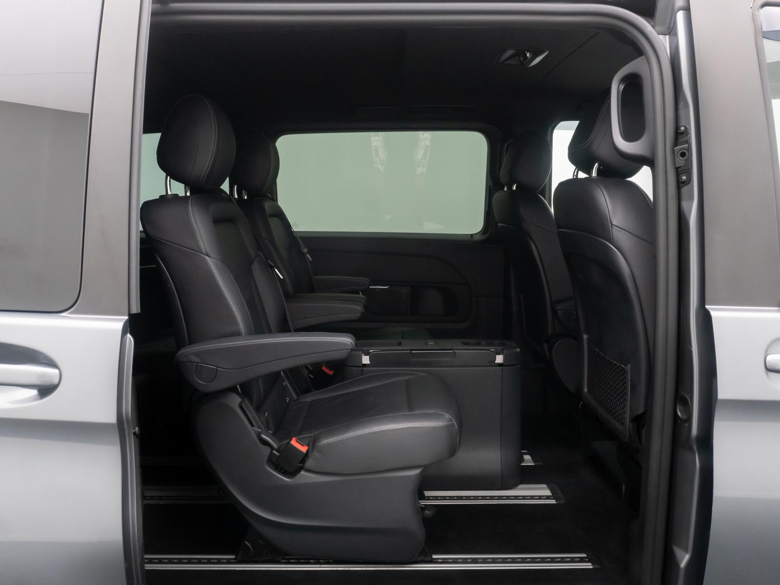 Mercedes-Benz V 250 ACC Kamera Burmester AHK TischPaket 19Zoll