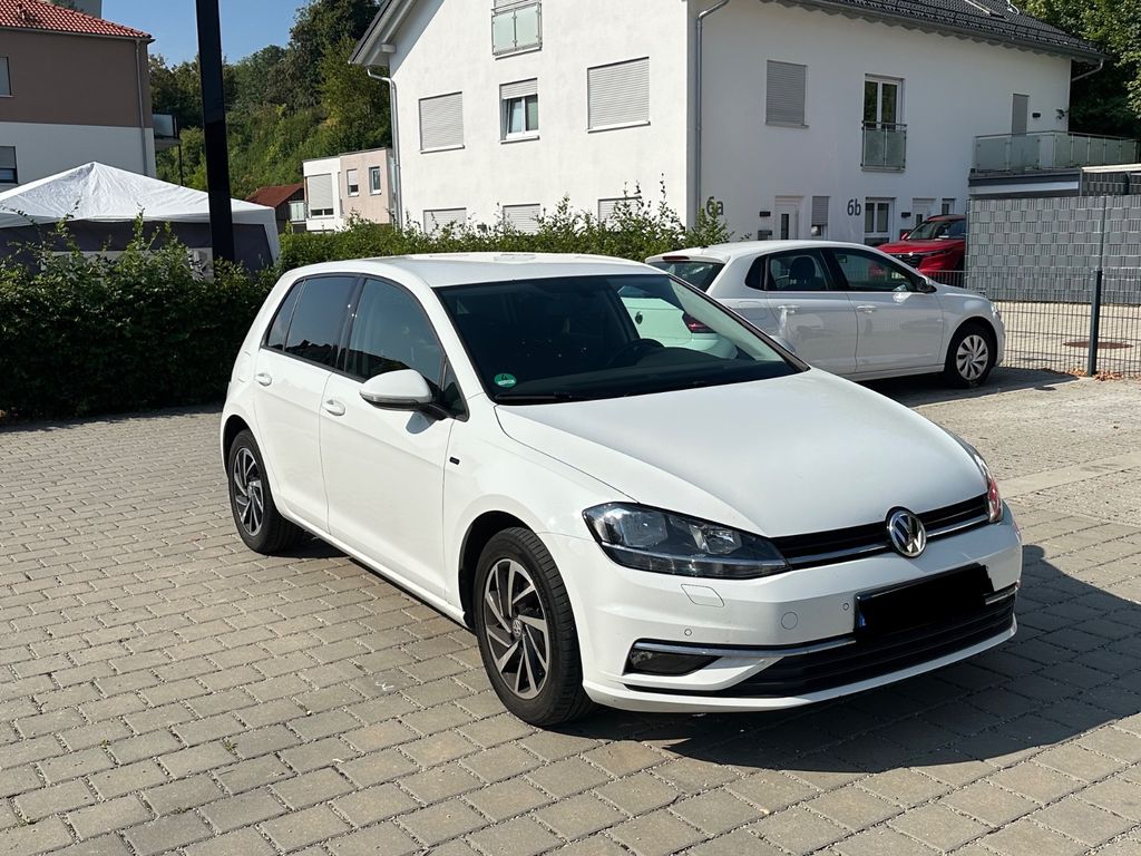 Image of Volkswagen Golf