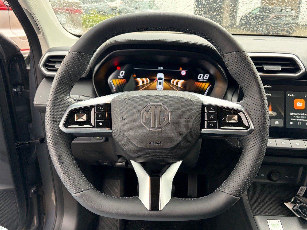 MG ZS