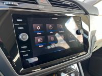 VW Touran 1.5 TSI DSG R-Line Ex 7SI KAM AHK 4J GAR bei Autohaus Landmann & Maier OHG