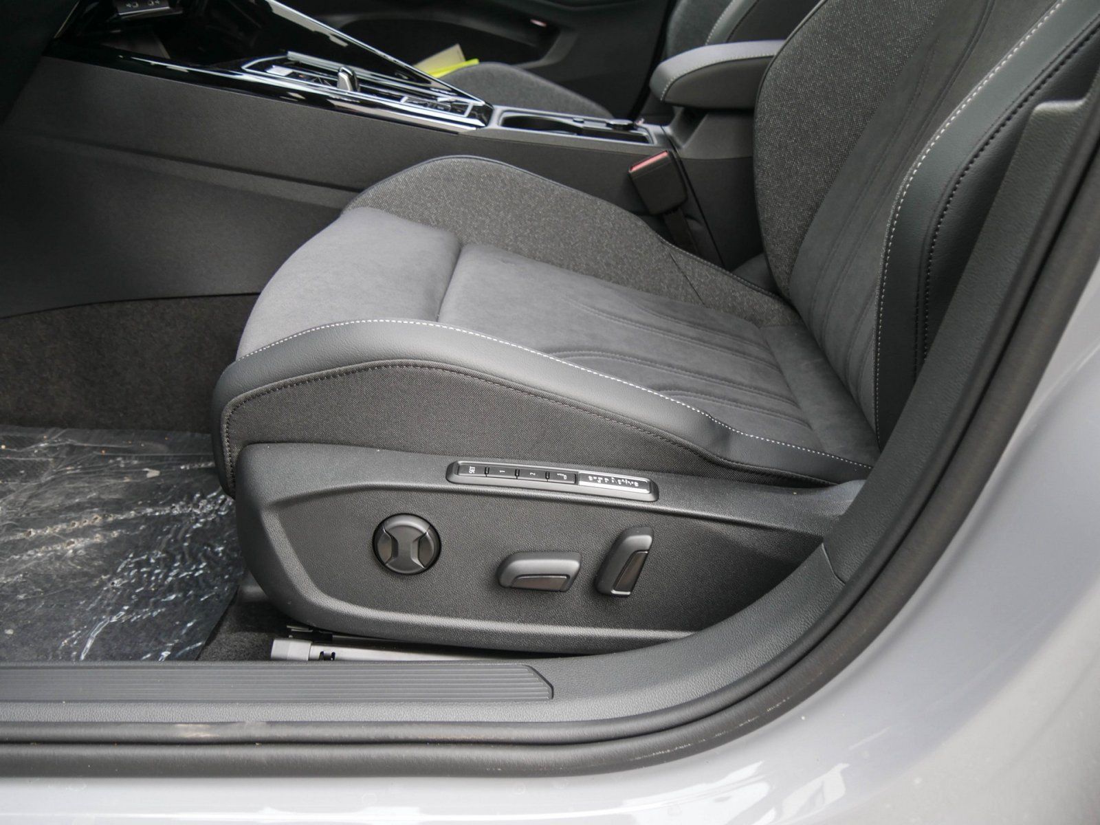 Volkswagen Golf - Bild 10