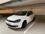 Volkswagen Golf VI 80ps Lock R32 - Volkswagen Golf: R32 Ps