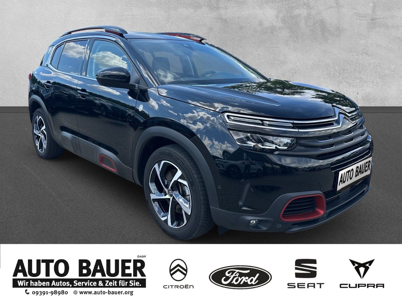Fahrzeugabbildung Citroën C5 AIRCR C-SERIES PT 225 HYB-ACC-Cam* - mit KI generiert/bearbeitet