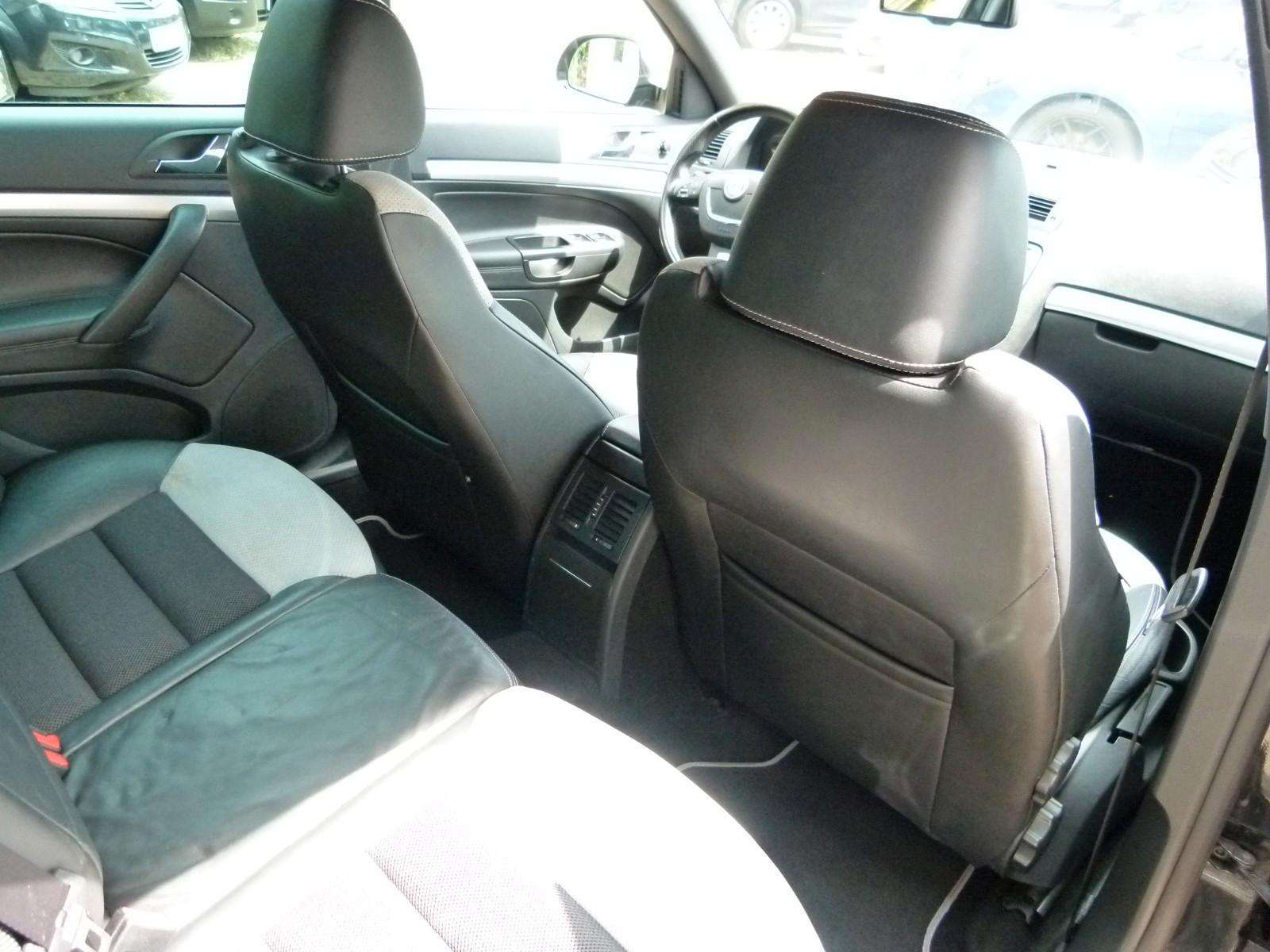 Skoda Octavia 2011 — photo 26
