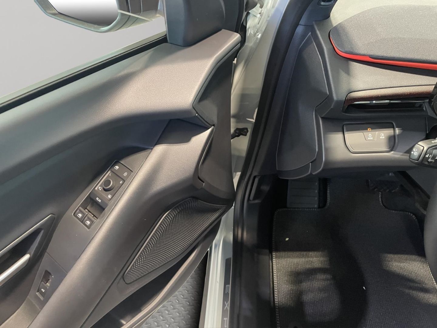 Fahrzeugabbildung Ford Explorer Collection RWD Fahrerassistenzpaket, Wä