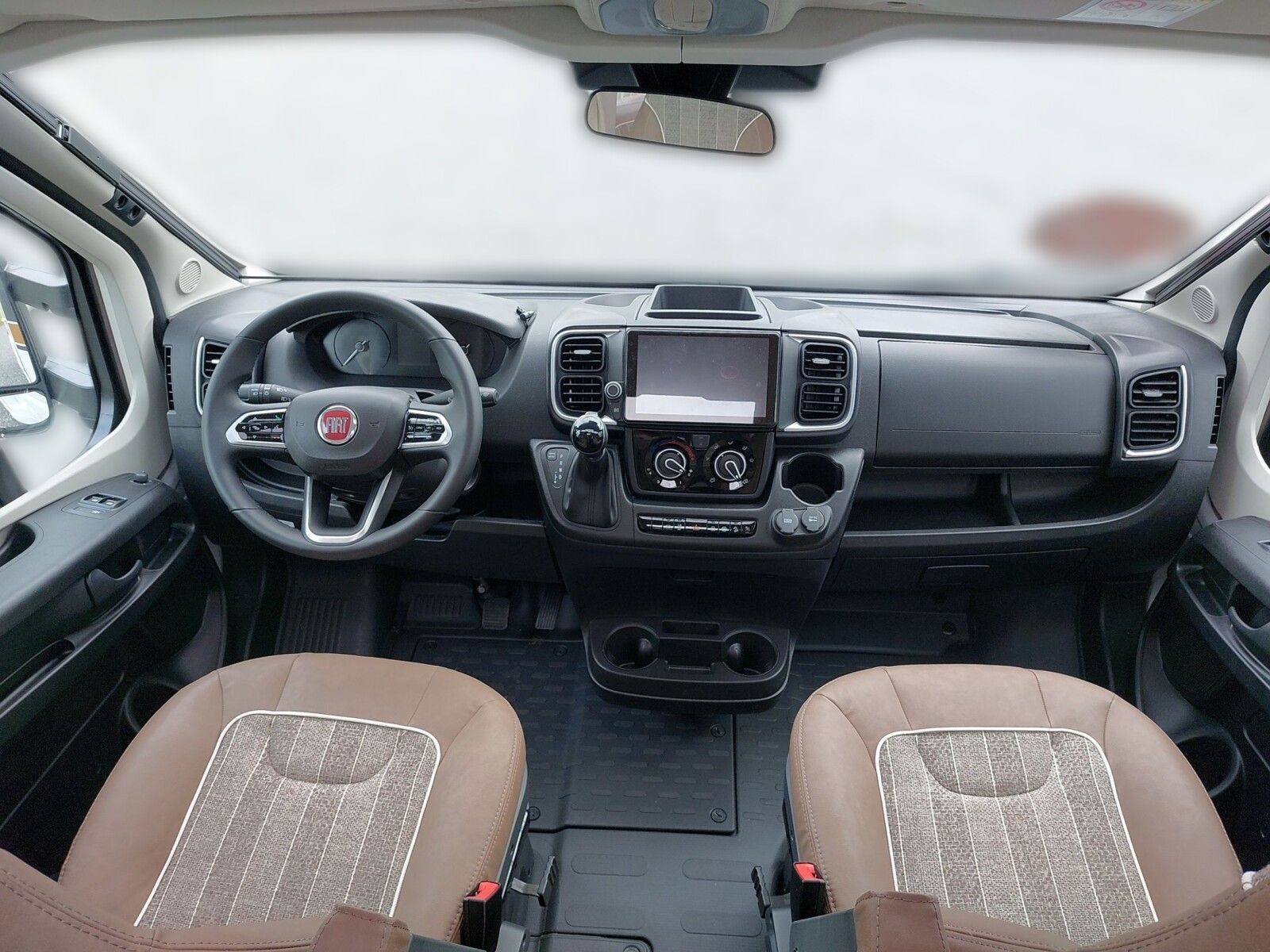 Fahrzeugabbildung Malibu T 490 LE Automatik SkyView Media