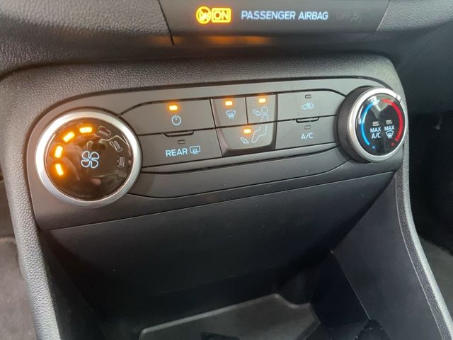 Fahrzeugabbildung Ford Fiesta 1.1 Cool&Connect S/S *Navi*PDC*DynLi