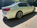BMW 740d xDrive LASER|MASSAGE|KAM 360|MPAKET|KEYLESS - weiße BMW 7er Reihe