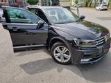 Volkswagen Tiguan 2.0 TDI SCR 176kW DSG 4MOT Highli...
