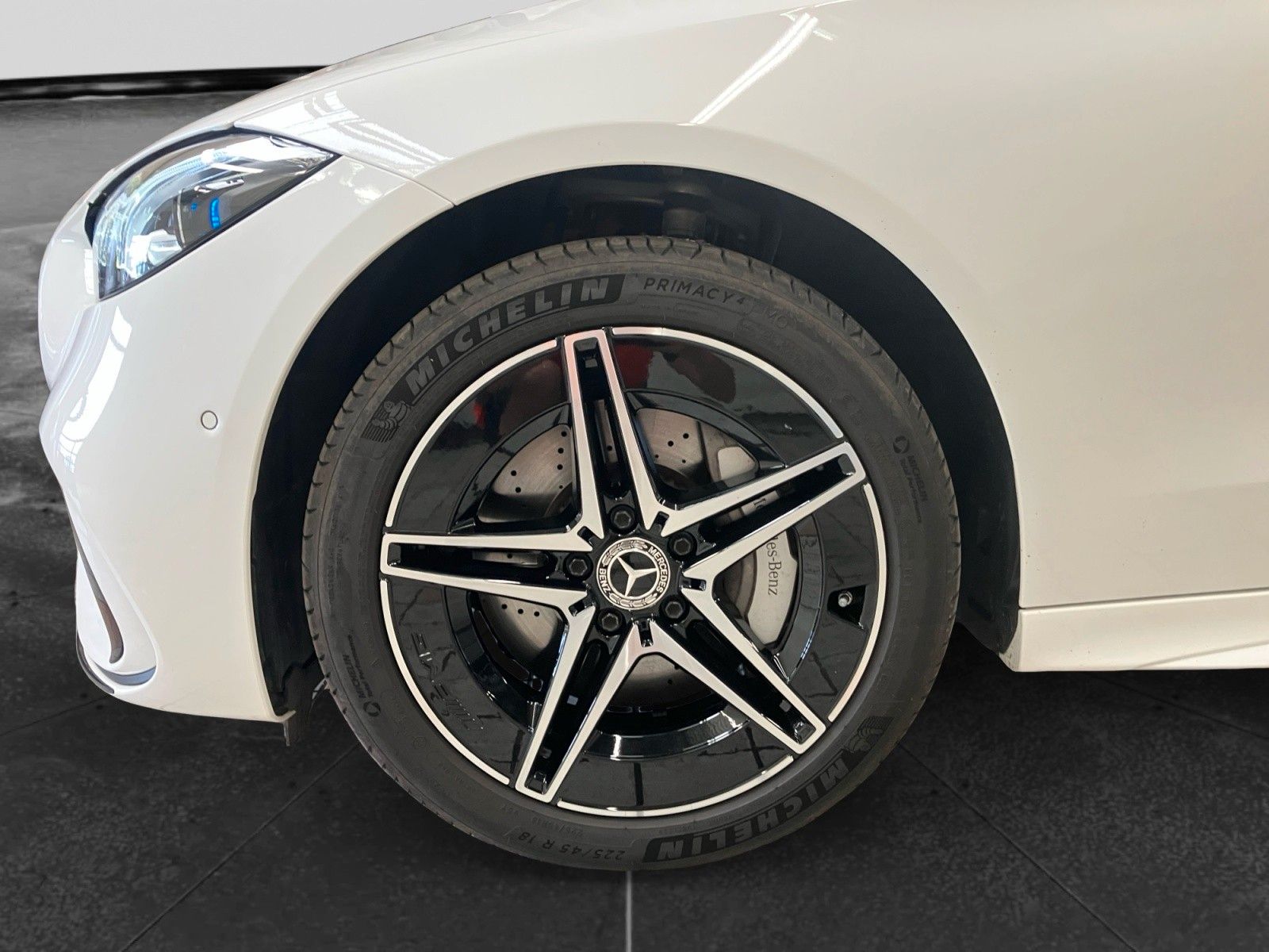 Mercedes-Benz C 300 - Bild 13