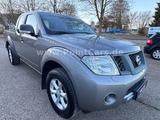 Nissan Navara 2.5 dci KingCab 4X4*EURO5-SHZ-WR-2.HAND* - Nissan Navara: Allradantrieb, 2.5