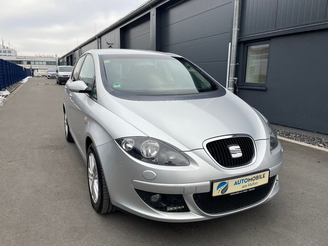 Seat Altea Stylance 2.0TDI*AUTOMATIK*TEM*AHK*KLIM*CAM