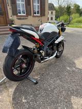 Triumph Speed Triple R - Offers matching your search criteria