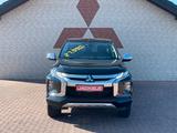 Mitsubishi L200 Intro Edition Doka 4WD*AHK*Wanne - schwarze Mitsubishi L200