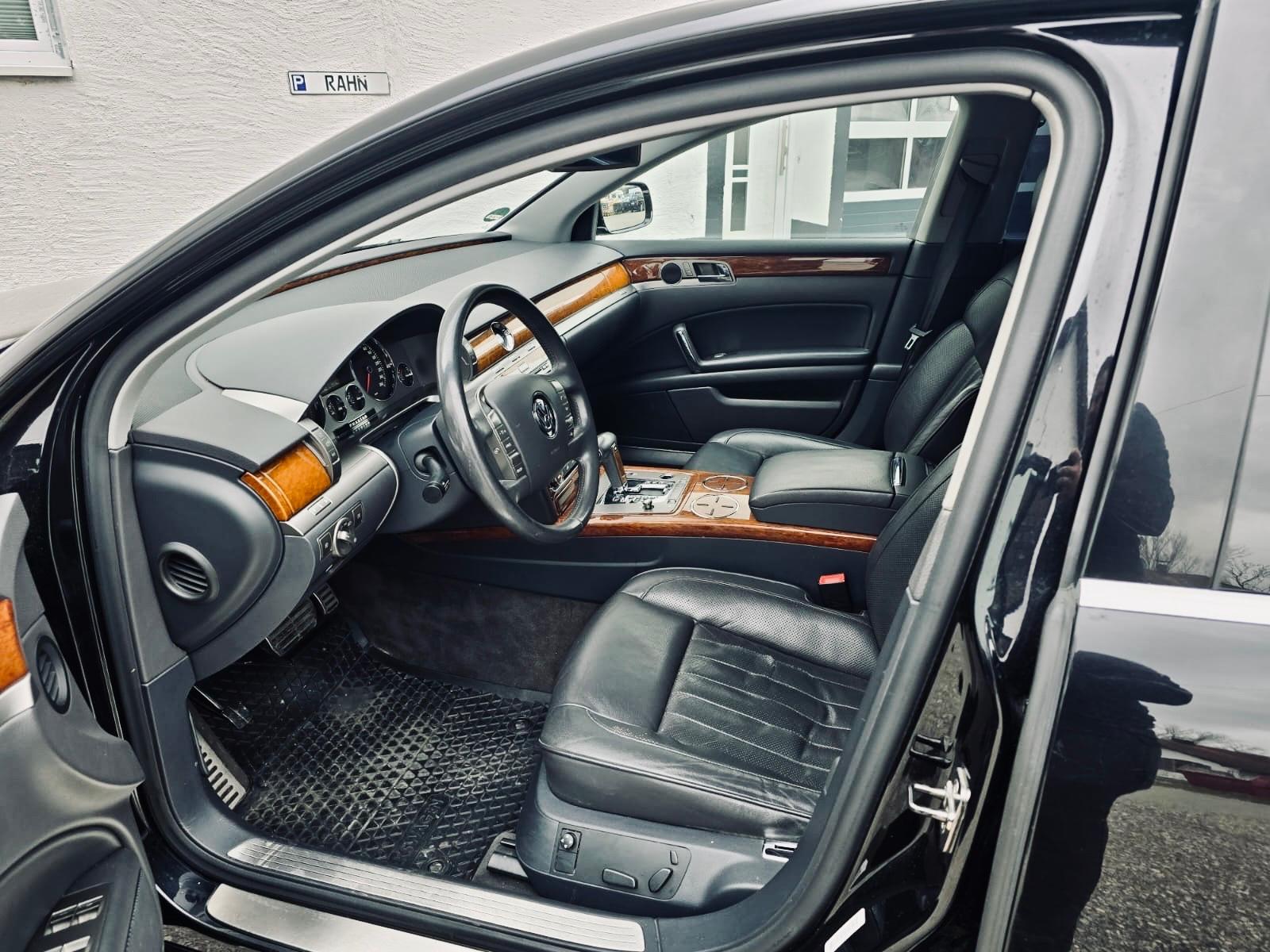 Volkswagen Phaeton 3.0 TDI V6 4Motion Tüv NEU+Top!!!