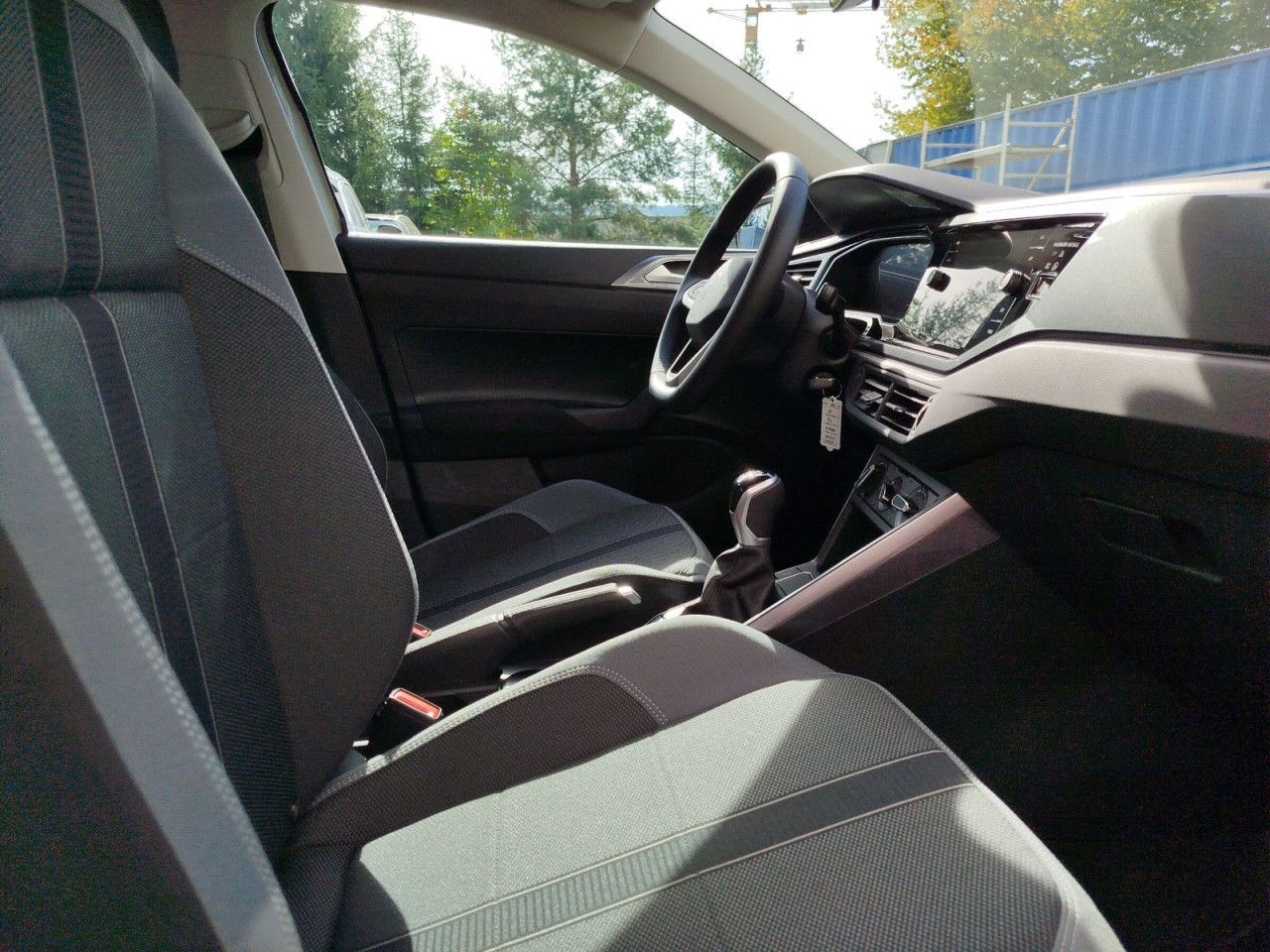 Fahrzeugabbildung Volkswagen Polo Style 1.0 l TSI 70 kW (95 PS) 5-Gang