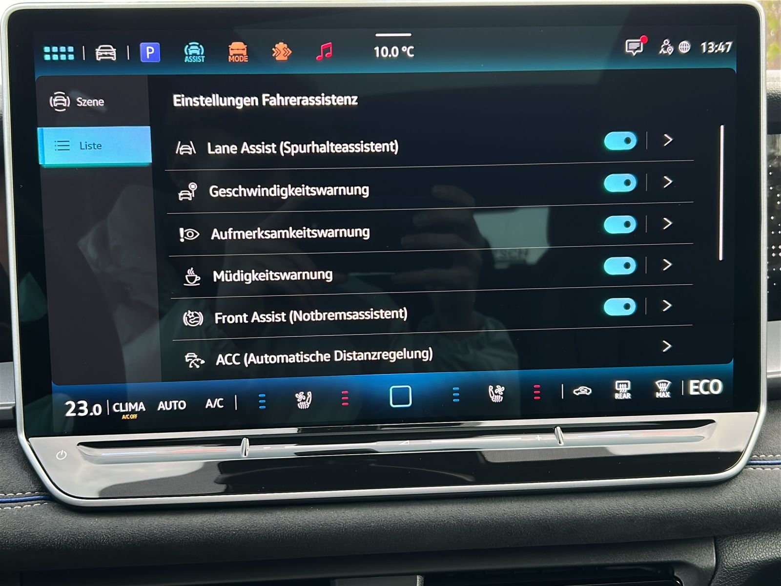 Fahrzeugabbildung Volkswagen Tayron R-Line PHEV DSG IQ.Light ACC AHK PANO SH