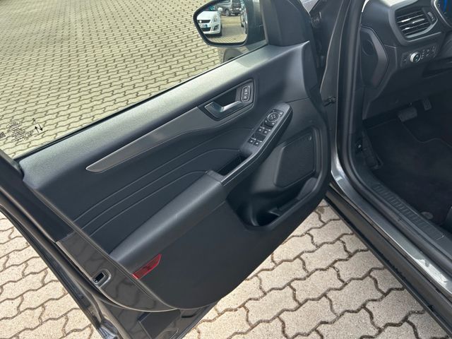 Kuga Titanium X*B&O*KAMERA*