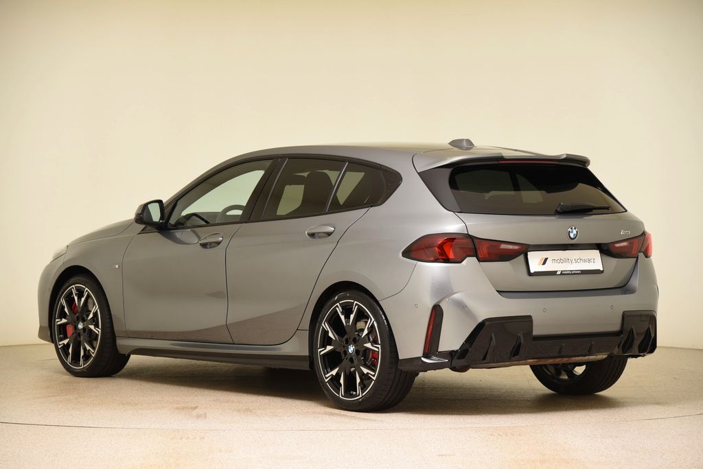 BMW 123