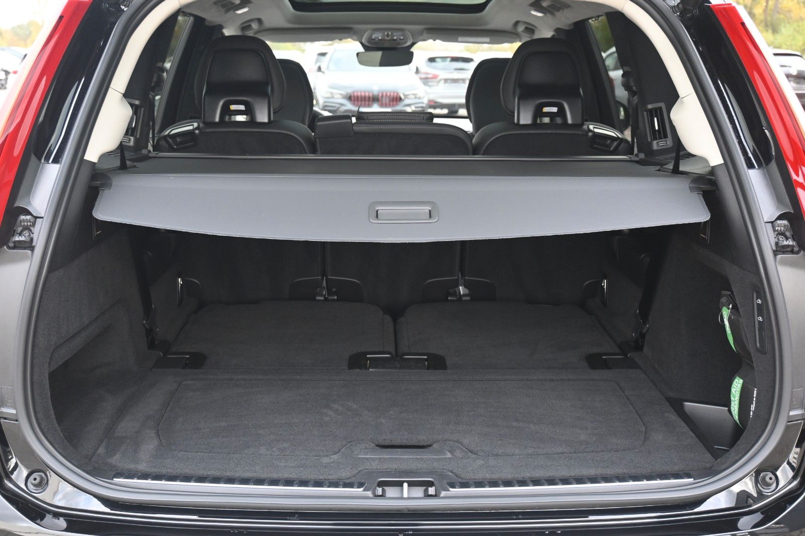 Fahrzeugabbildung Volvo XC90 B5D AWD Ultimate Bright*LED*PANO*STHZ*360