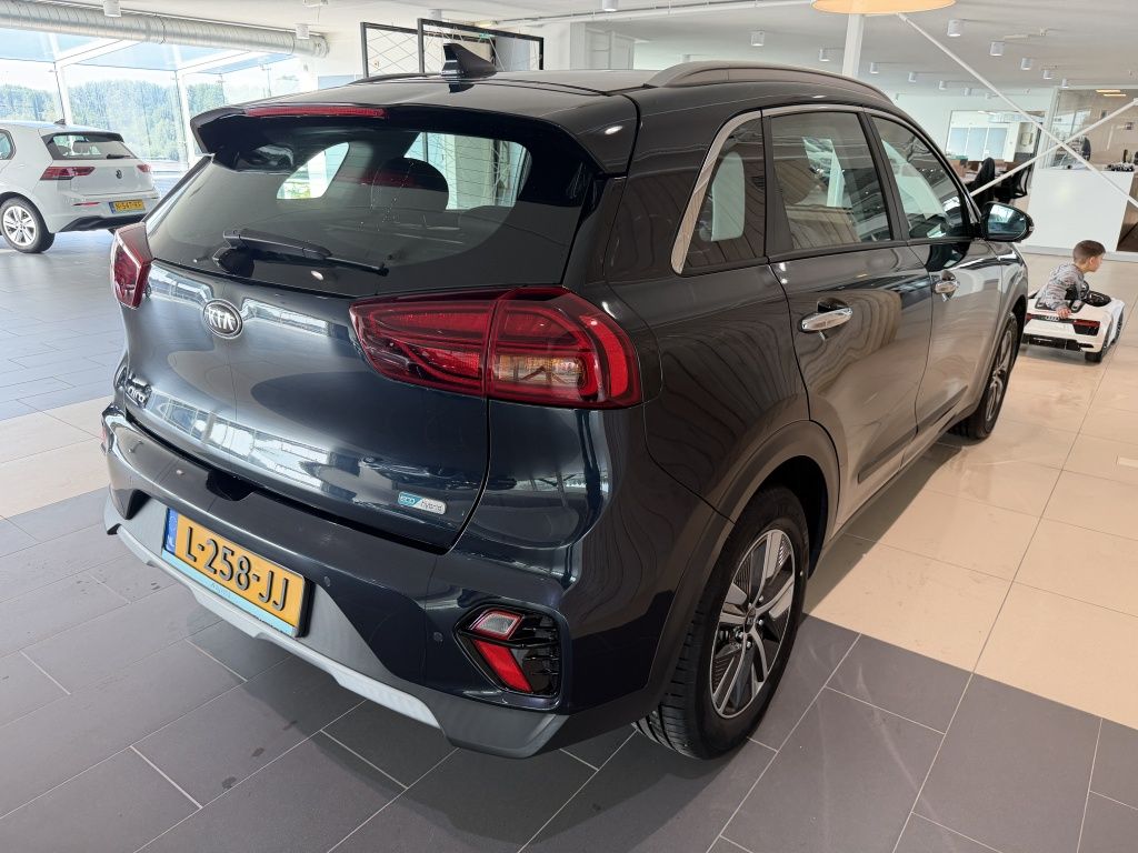 Kia Niro 1.6 GDi Hybrid DynamicLine SOH 100% imagem 3