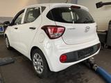 Hyundai i10 Pure - Hyundai i10: Pure