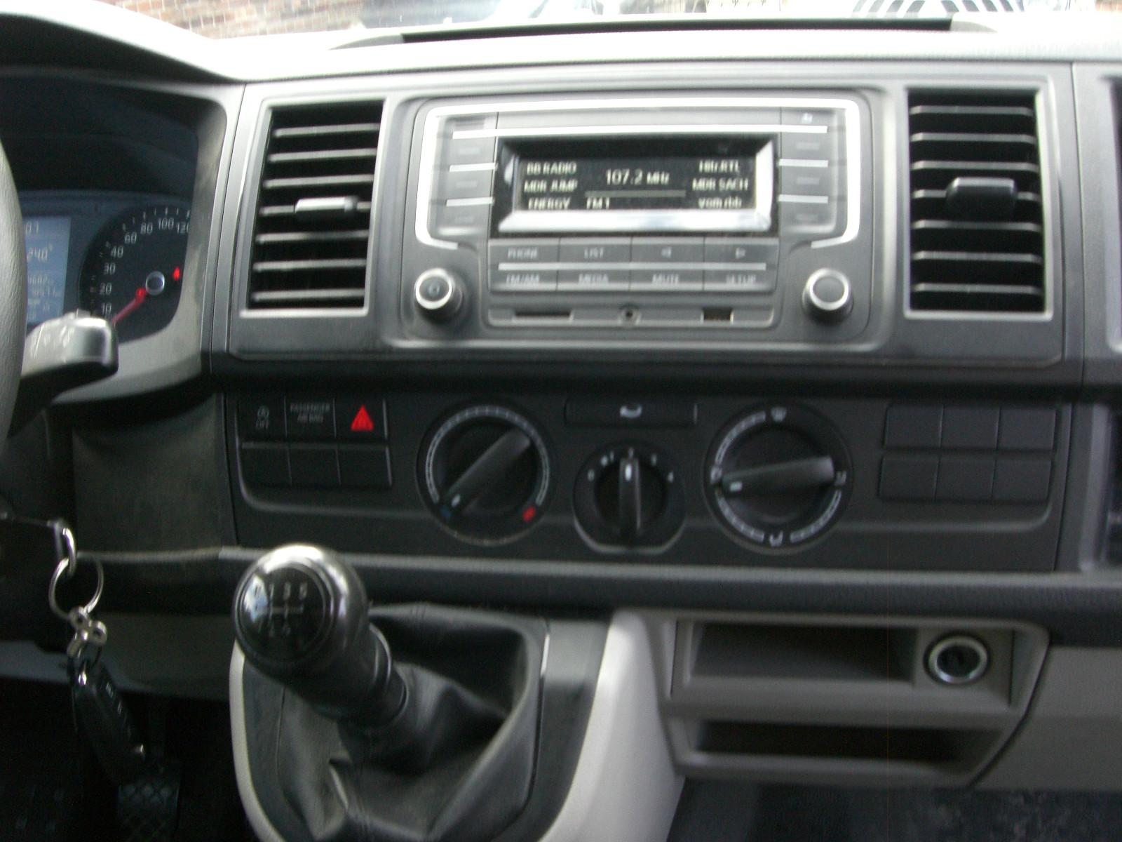 Volkswagen T6 Transporter Kasten FWD EcoProfi 1.Hand !!!