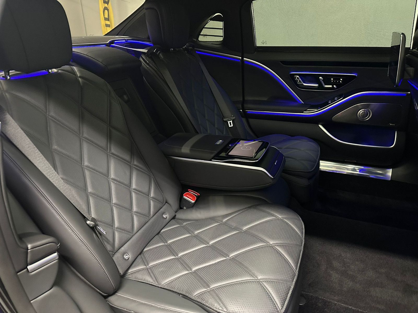 Fahrzeugabbildung Mercedes-Benz S 680 Maybach *PANORAMA*EXKLUSIV*Chaufferpaket*