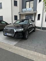 Audi SQ7 4.0 TDI quattro 7 Sitzer Panorama TÜV Neu
