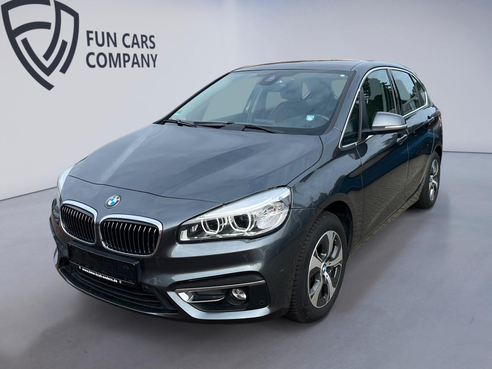 BMW 220i Active Tourer NAVI LED KAMERA SHZ AHK Leder