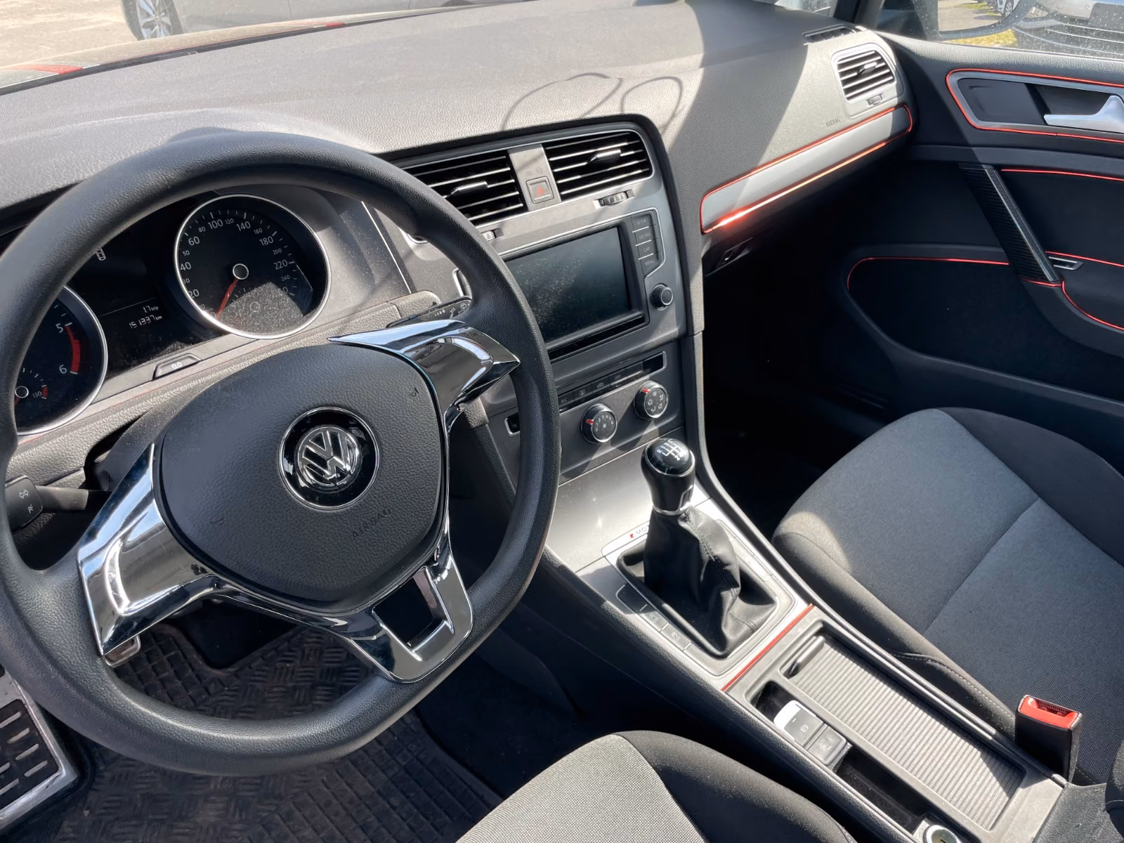 Volkswagen Golf 2015 — photo 11