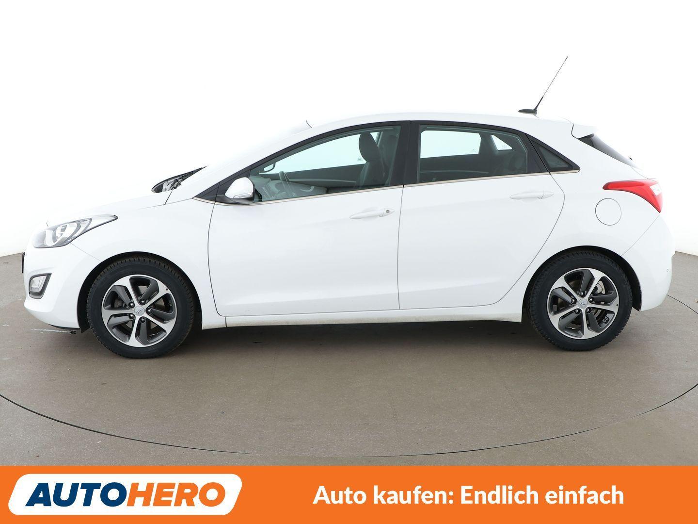 Hyundai i30 1.4 Comfort *NAVI*TEMPO*PDC*SHZ*ALU*KLIMA*