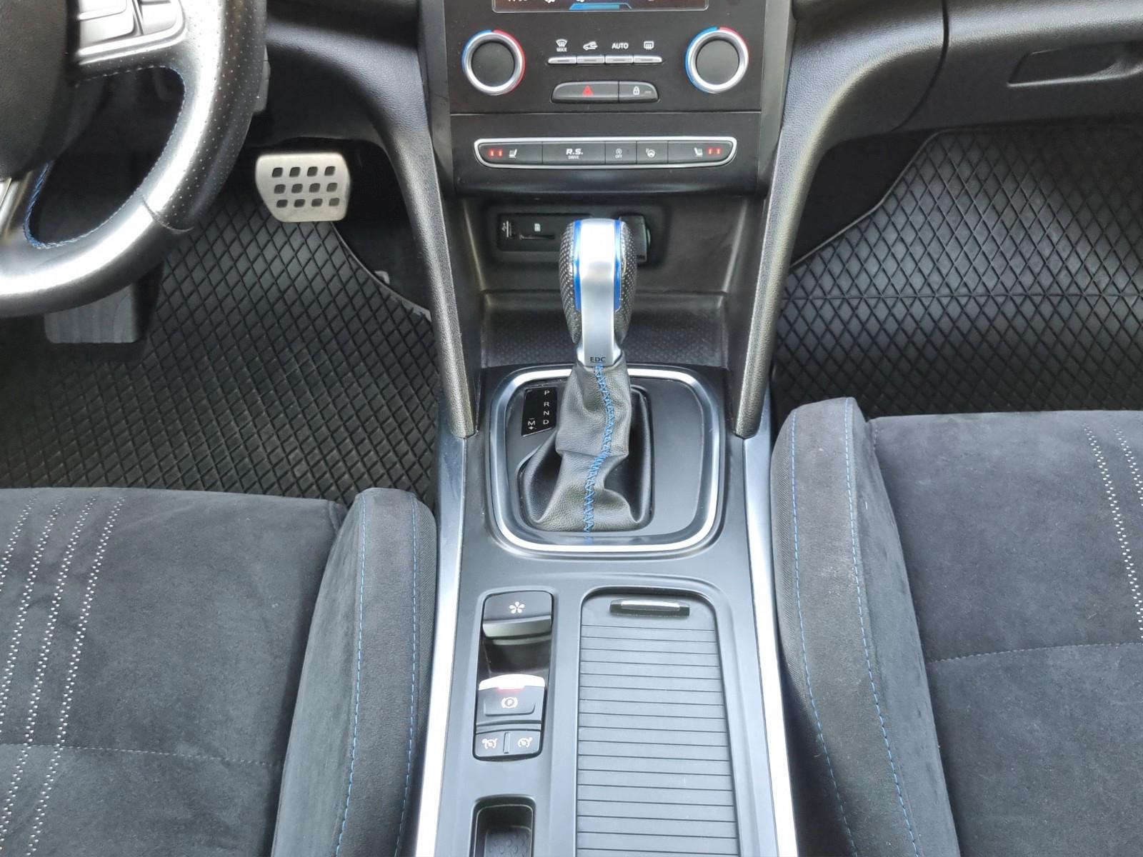 Renault Megane IV Grandtour GT*LED*BOSE*NAVI*PDC*KAMERA*