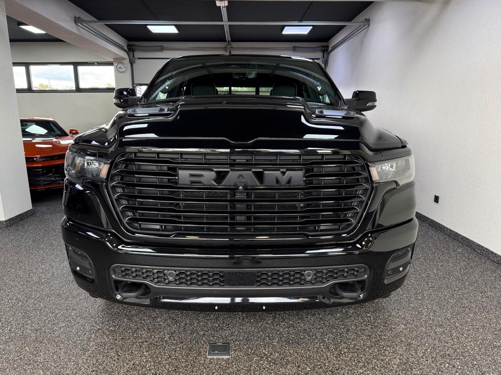 Fahrzeugabbildung Dodge RAM LARAMIE HURRICANE 3.0L-