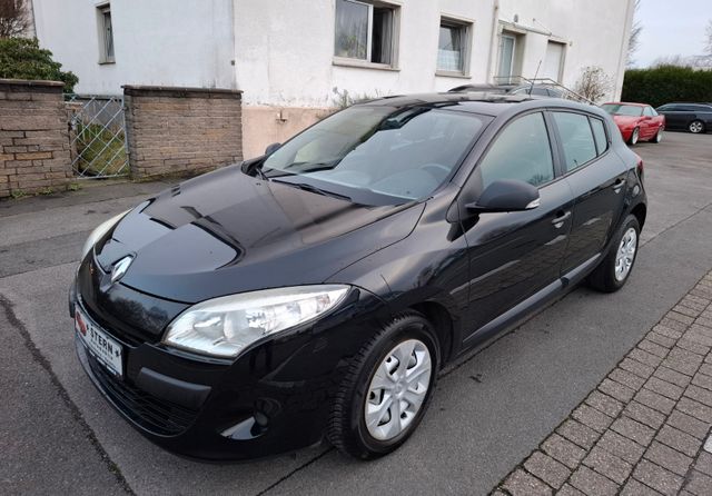 Renault Megane III Lim. 5-trg. Je t'aime/KLIMA/2HAND