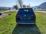 Volkswagen Tiguan Allspace 1.4 TSI ACT Trendline 7 Sitzer  - : Grün, Geländewagen