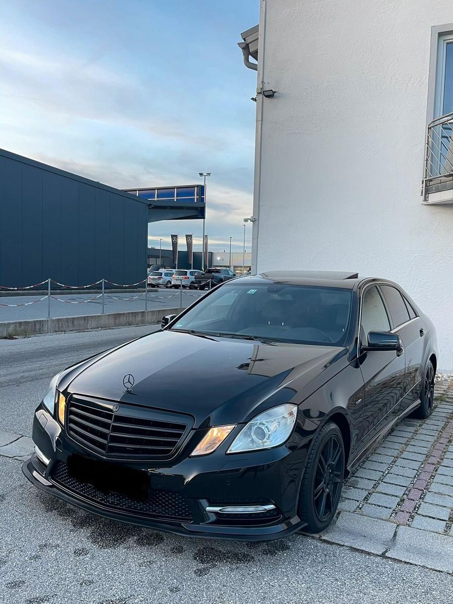 Mercedes-Benz E 220