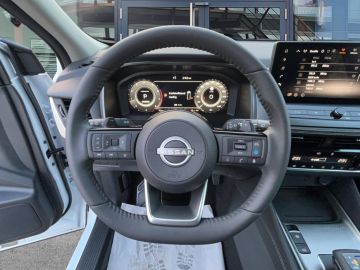 Nissan Qashqai N-Connecta Navi* LED* HUD* Pano* FSH* SH