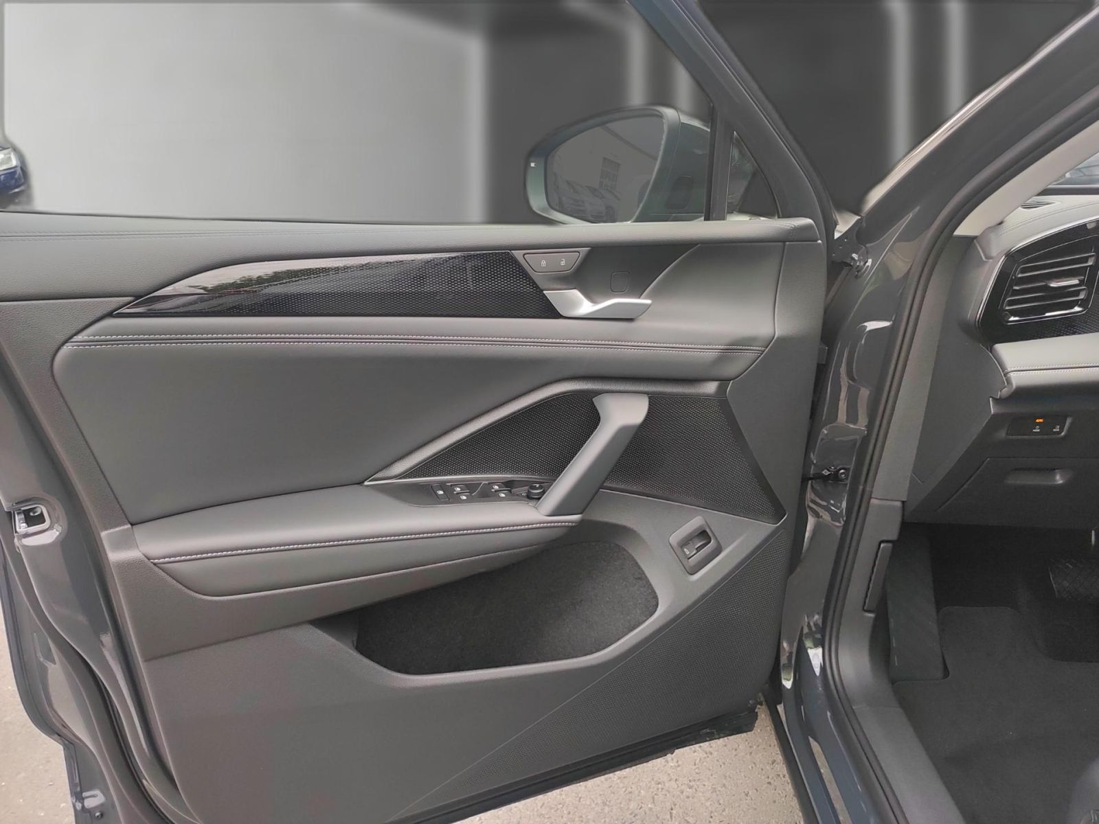 Volkswagen Tiguan - Bild 7