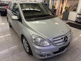 Mercedes-Benz B 200 CDI*AUTOMATIK*SPORT*SHZ*LEDER*PANO*TMP*AHK - Gebrauchtwagen mit Automatik bis 9.000 Euro